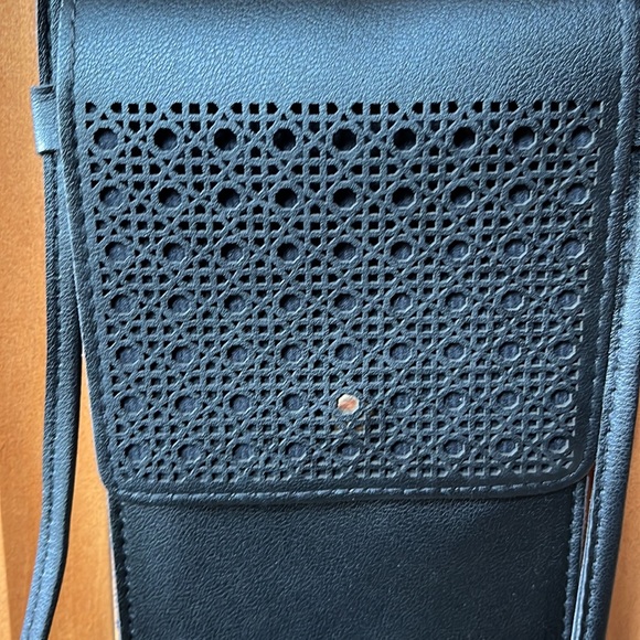 Vegan Leather Adjustable Crossbody Phone Case - Picture 10 of 11
